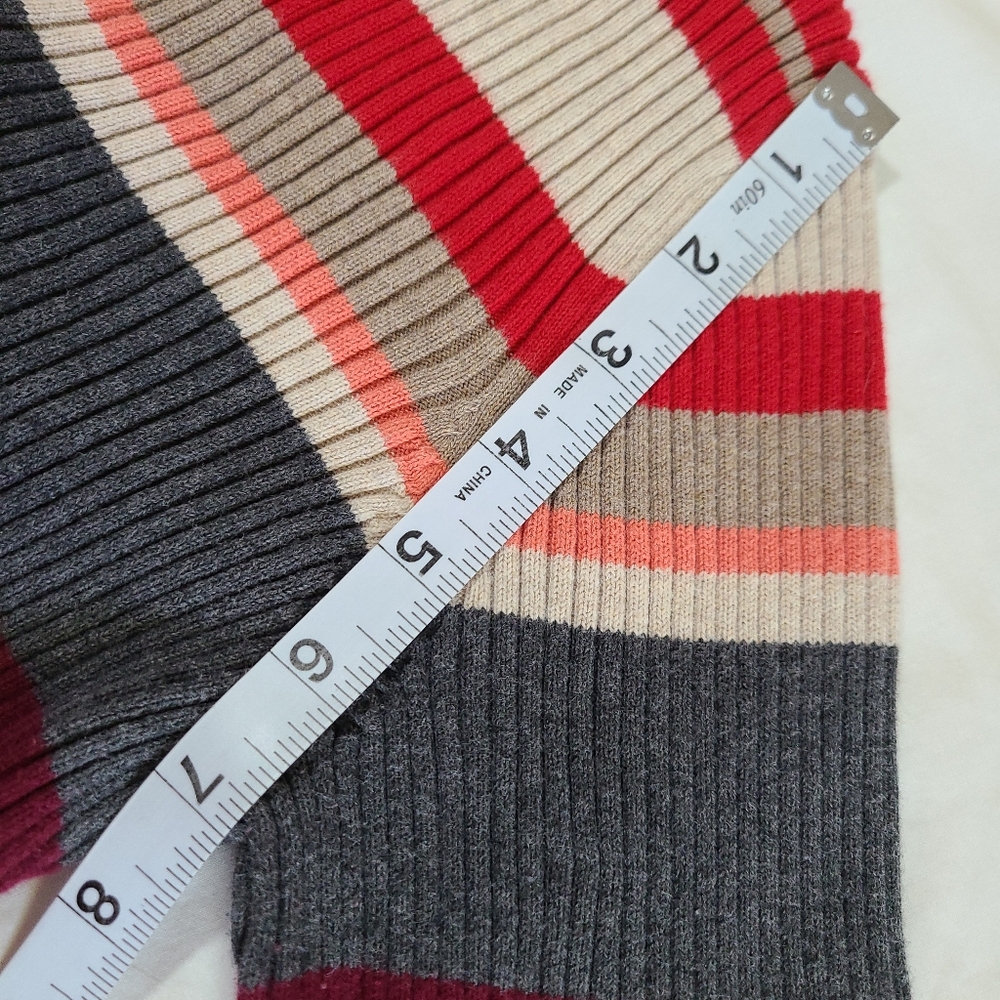 ❤️VGUC St. John's Bay V-Neck Red/Grey/Cream Ribbed Long Sleeve Knit Sweater, M - Picture 11 of 15
